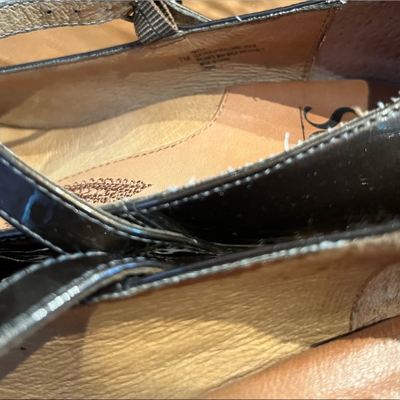 Sofft Bronze Toe Peep Patent Leather Heels - Picture 3 of 9